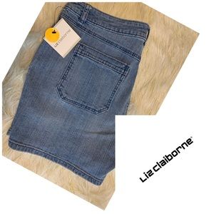 NWT - Liz Claiborne denim shorts